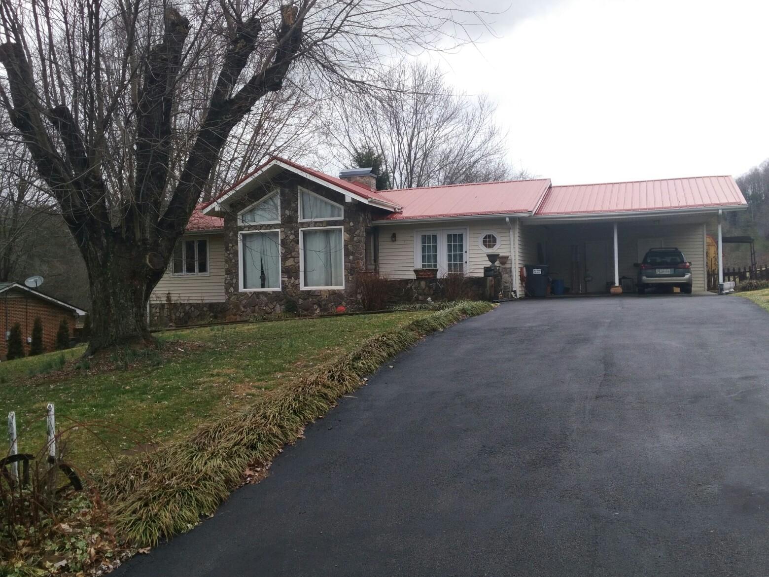 123 Unaka Subdivision Road Elizabethton, TN 37643 - Photo 7 of 7 Gallery Image 7