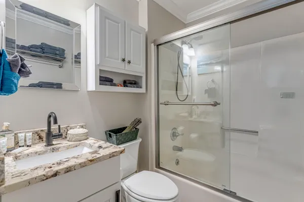 $385,000 | 1695 Highway 98, Unit 302, Mary Esther, FL 32569