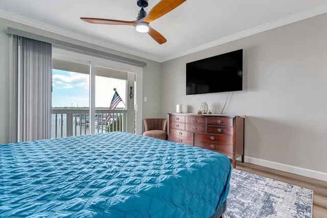 $385,000 | 1695 Highway 98, Unit 302, Mary Esther, FL 32569