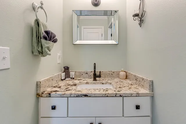 $385,000 | 1695 Highway 98, Unit 302, Mary Esther, FL 32569