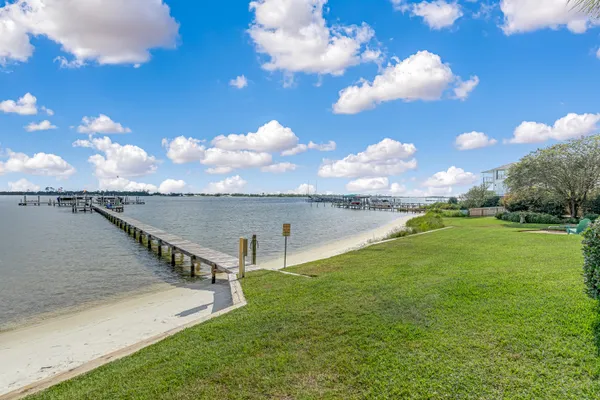 $385,000 | 1695 Highway 98, Unit 302, Mary Esther, FL 32569