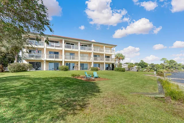 $385,000 | 1695 Highway 98, Unit 302, Mary Esther, FL 32569