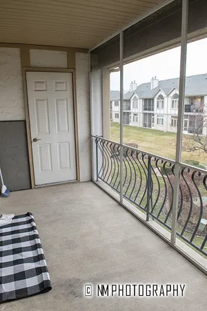 $259,900 | 6430 Pine Cone Drive, Unit 4, Tinley Park, IL 60477