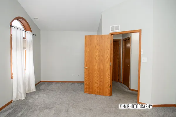 $259,900 | 6430 Pine Cone Drive, Unit 4, Tinley Park, IL 60477