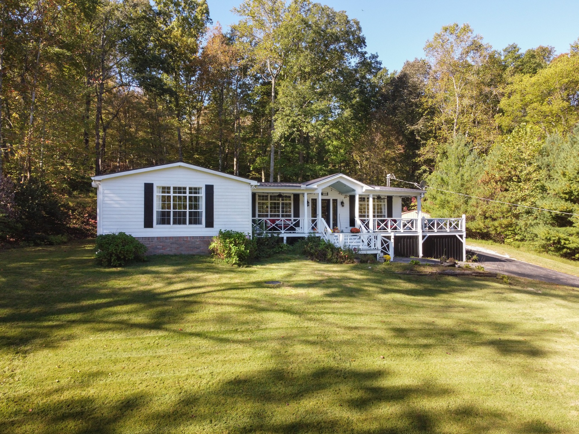 325 Hickman Springs Road Centerville, TN 37033 - Photo 17 of 70 Gallery Image 17