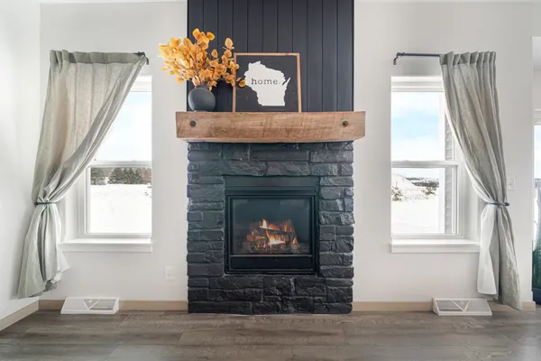 $499,900 | 531 Silver Fox Drive South, Kewaskum, WI 53040