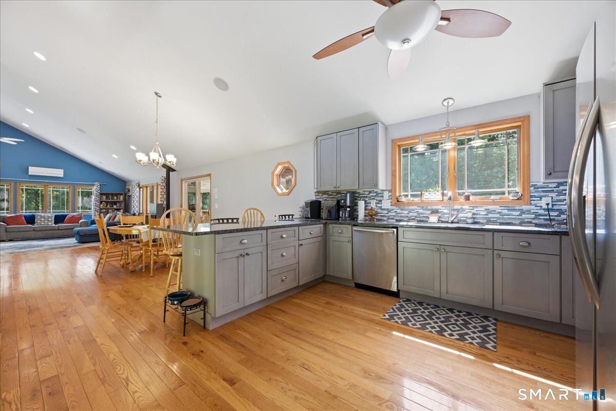 5 Summit Road Columbia, CT 06237 - Photo 12 of 31