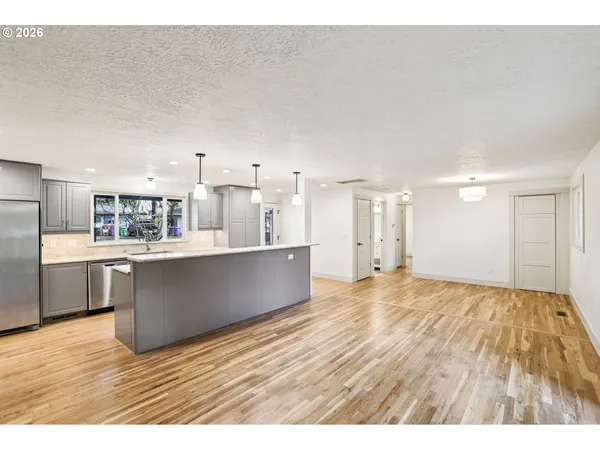 $473,400 | 18655 Southeast Yamhill Circle, Portland, OR 97233