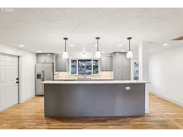 $473,400 | 18655 Southeast Yamhill Circle, Portland, OR 97233