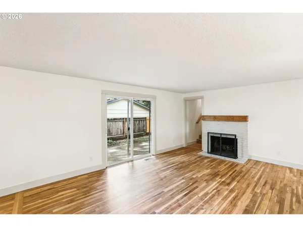 $473,400 | 18655 Southeast Yamhill Circle, Portland, OR 97233