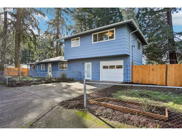 $473,400 | 18655 Southeast Yamhill Circle, Portland, OR 97233