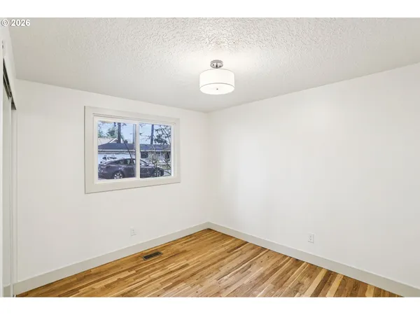 $473,400 | 18655 Southeast Yamhill Circle, Portland, OR 97233