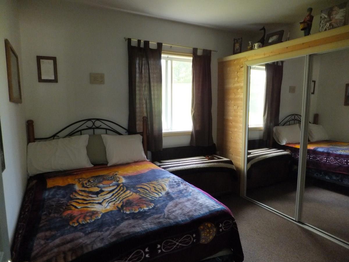 3818 North Reynolds Road Interlochen, MI 49643 - Photo 11 of 47 1833330-10.JPG