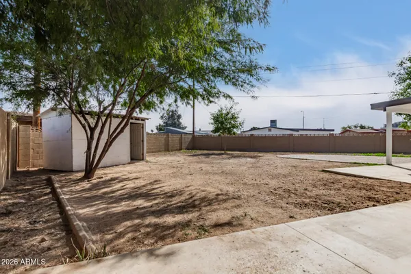$390,000 | 7715 West Crittenden Lane, Phoenix, AZ 85033