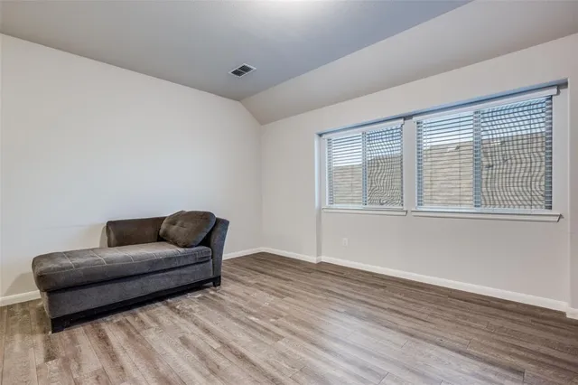 $460,000 | 623 Woodridge Drive, Oak Point, TX 75068