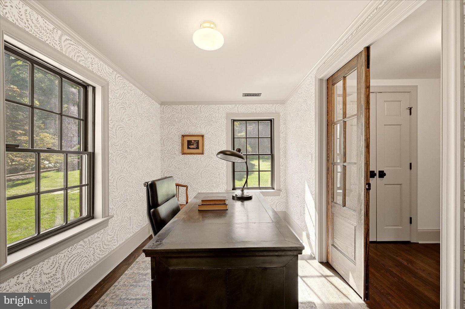19233 Blue Ridge Mountain Road Bluemont, VA 20135 - Photo 45 of 118 Main-Level Office