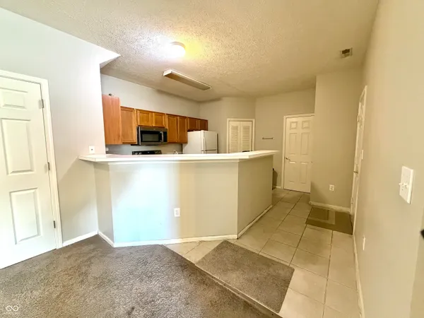 $189,950 | 8043 Harbor Walk Lane, Indianapolis, IN 46237