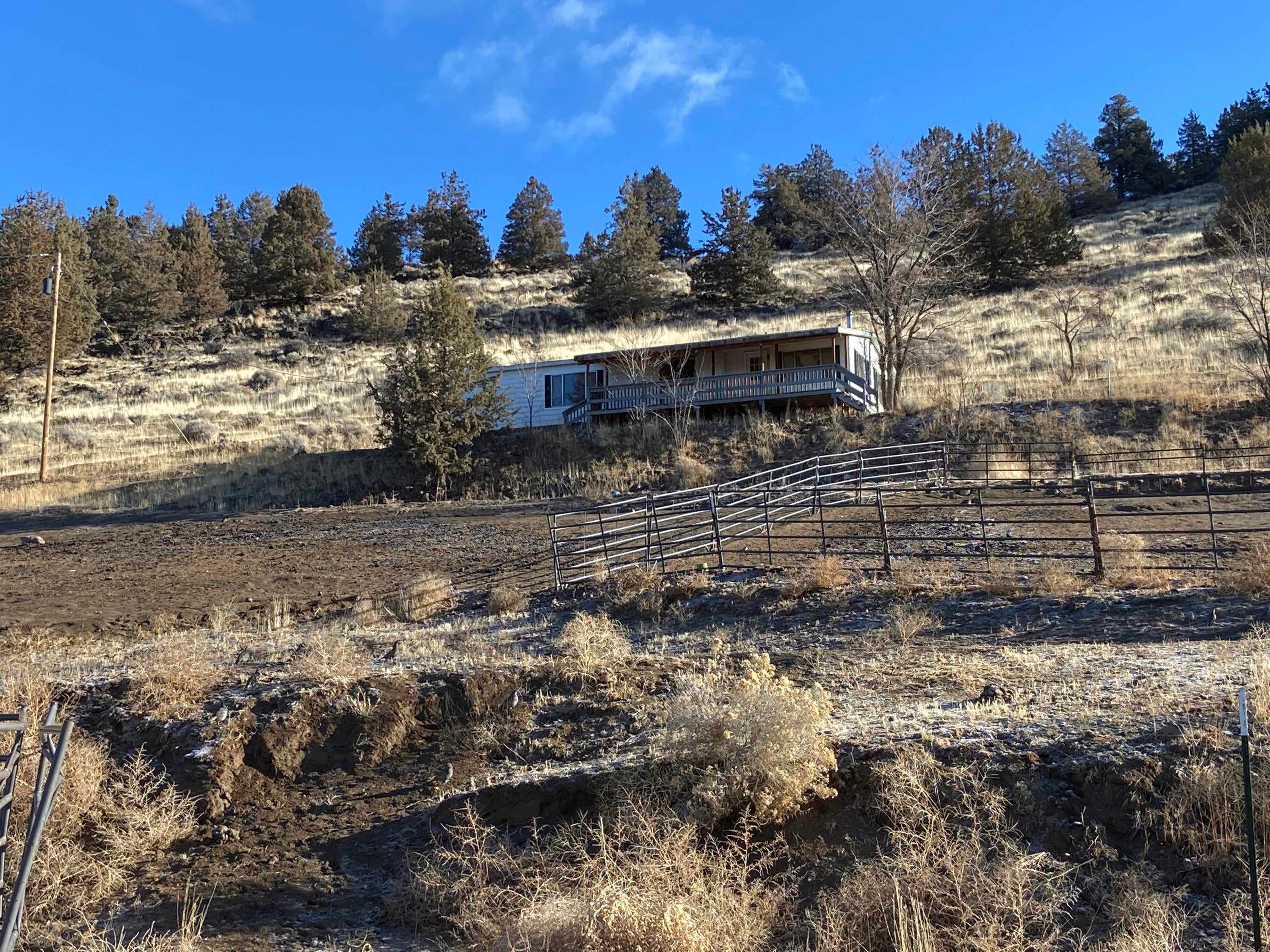 20919 Drazil Road Malin, OR 97632 - Photo 2 of 32 IMG_4658