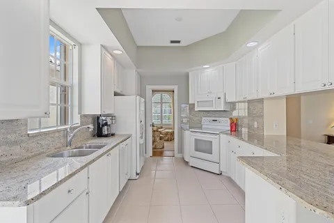 $635,000 | 8764 Oldham Way, Palm Beach Gardens, FL 33412