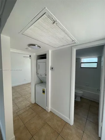 $2,300 | 14915 Southwest 104th Street, Unit 2024, Miami, FL 33196