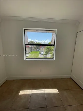 $2,150 | 14915 Southwest 104th Street, Unit 2024, Miami, FL 33196