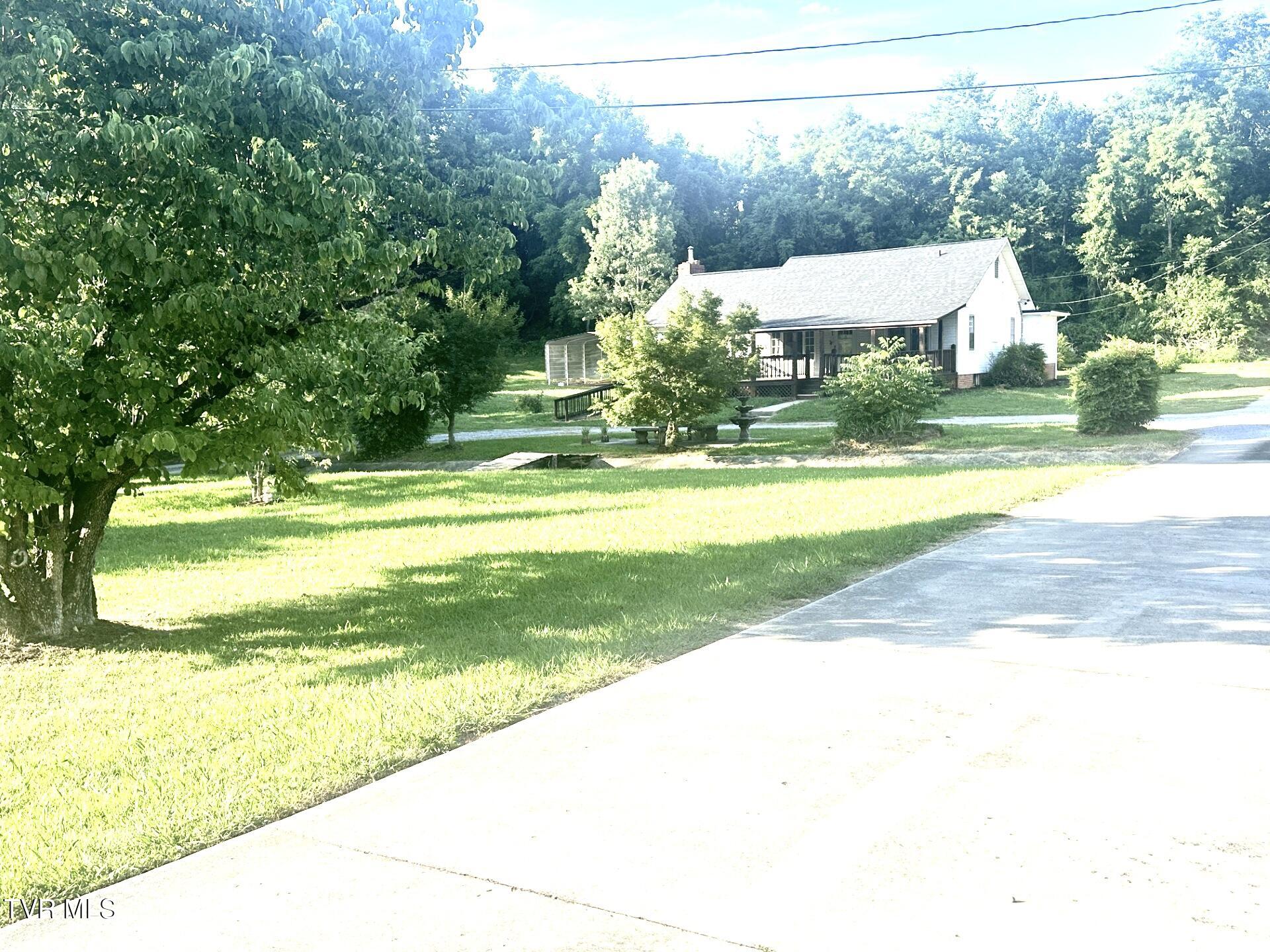 224 Baileyton Road Greeneville, TN 37745 - Photo 2 of 48 IMG_1464