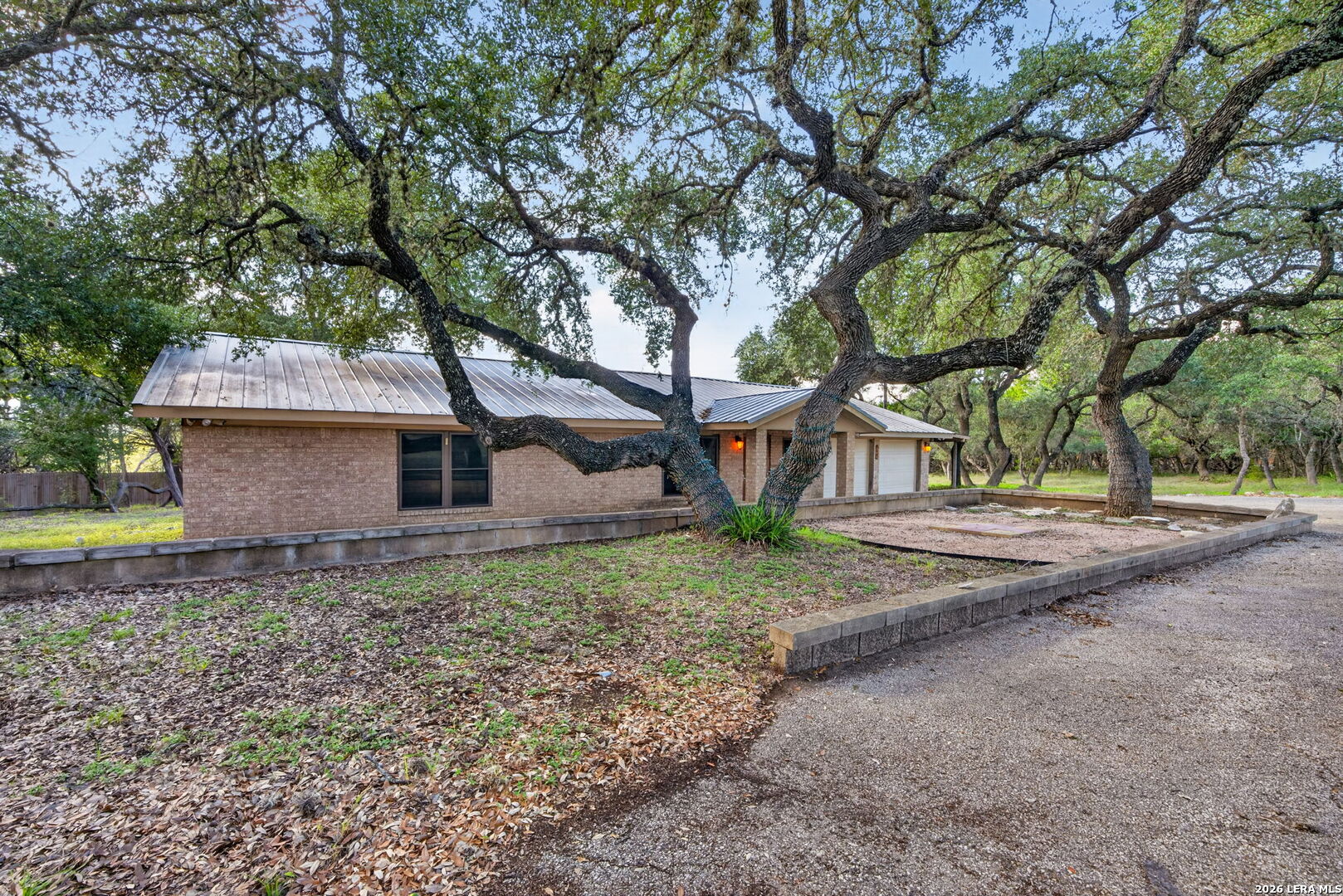 190 Rosenberry Bulverde, TX 78163 - Photo 5 of 28 Gallery Image 5