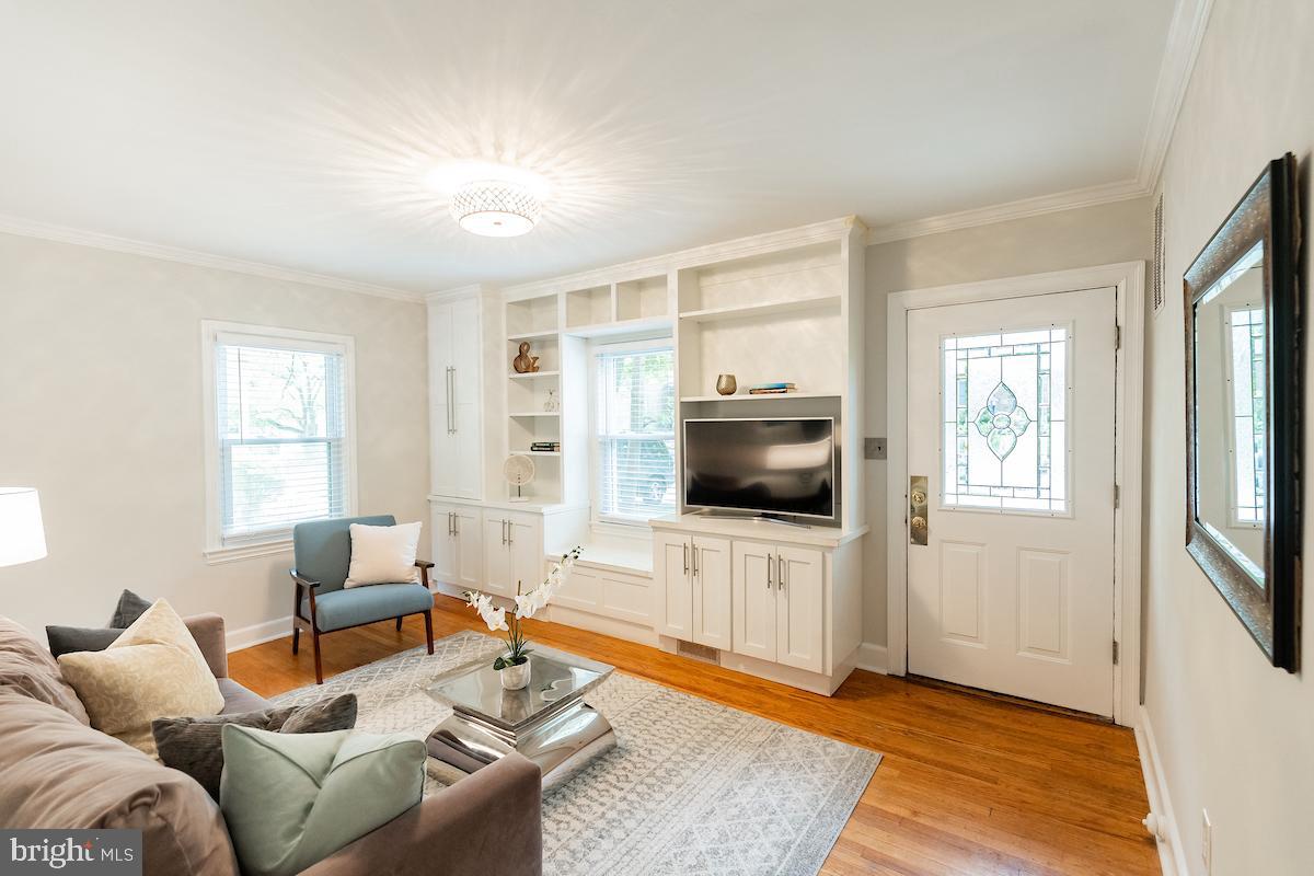 3115 Jennings Road Kensington, MD 20895 - Photo 4 of 49 Gallery Image 4