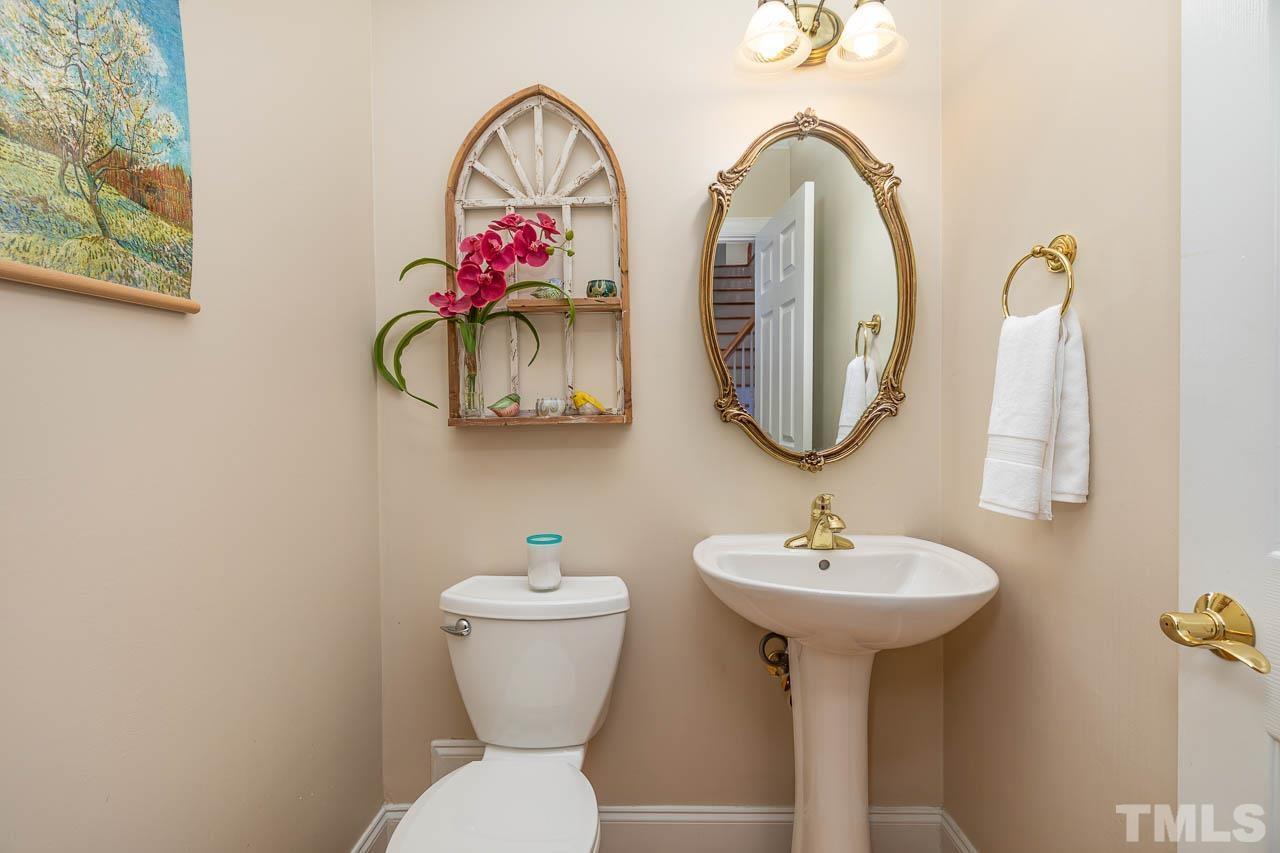 7104 Trenton Ridge Court Raleigh, NC 27613 - Photo 17 of 43
