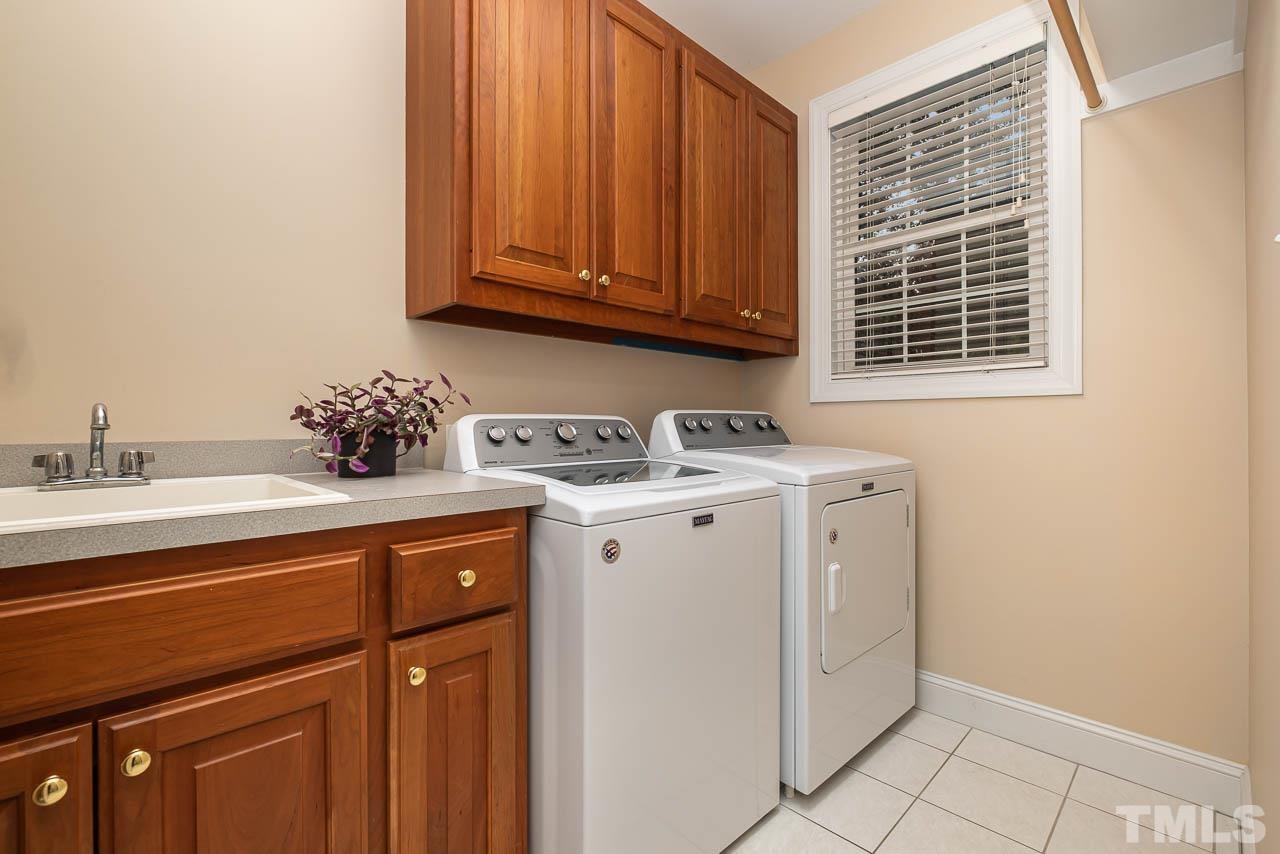7104 Trenton Ridge Court Raleigh, NC 27613 - Photo 18 of 43