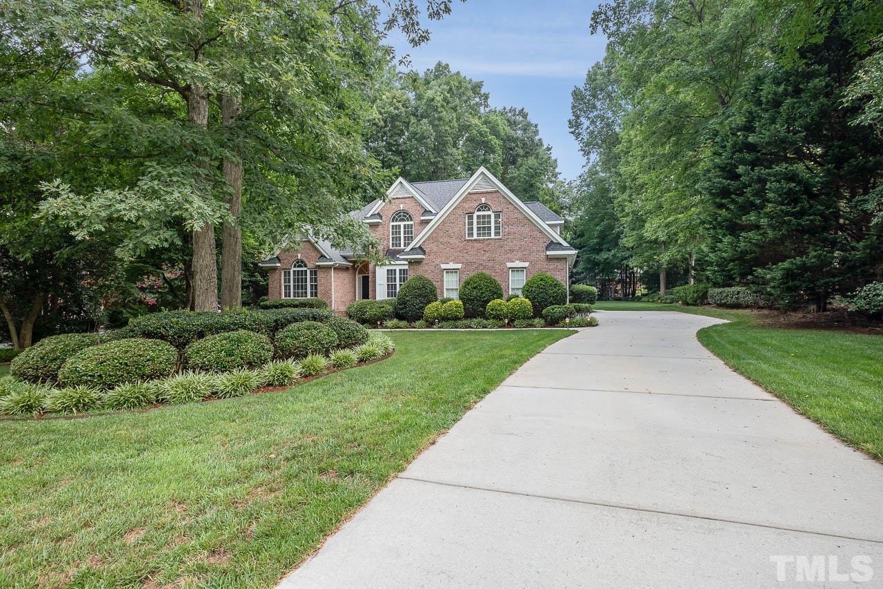 7104 Trenton Ridge Court Raleigh, NC 27613 - Photo 3 of 43