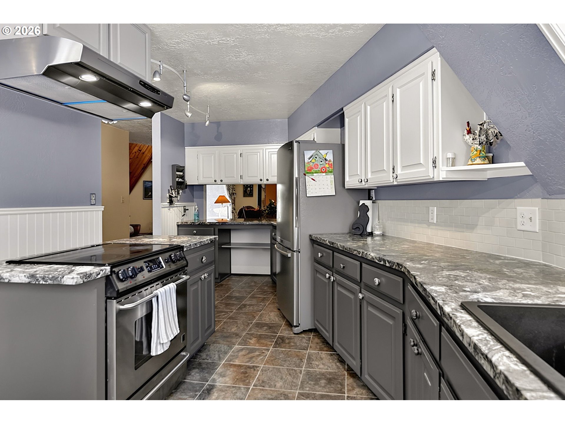 41743 Deerhorn Road Springfield, OR 97478 - Photo 20 of 48 Kitchen
