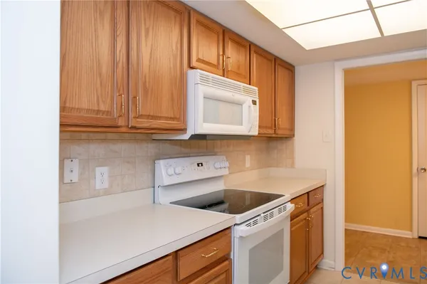 $250,000 | 2956 Hathaway Road, Unit U809, Richmond, VA 23225