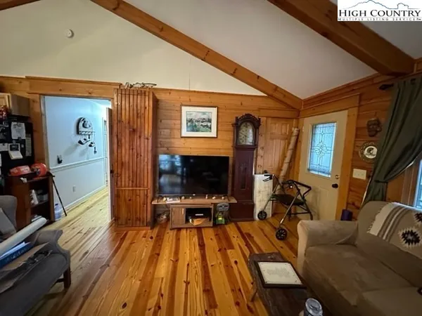 $250,350 | 133 Summerset Drive, Independence, VA 24348