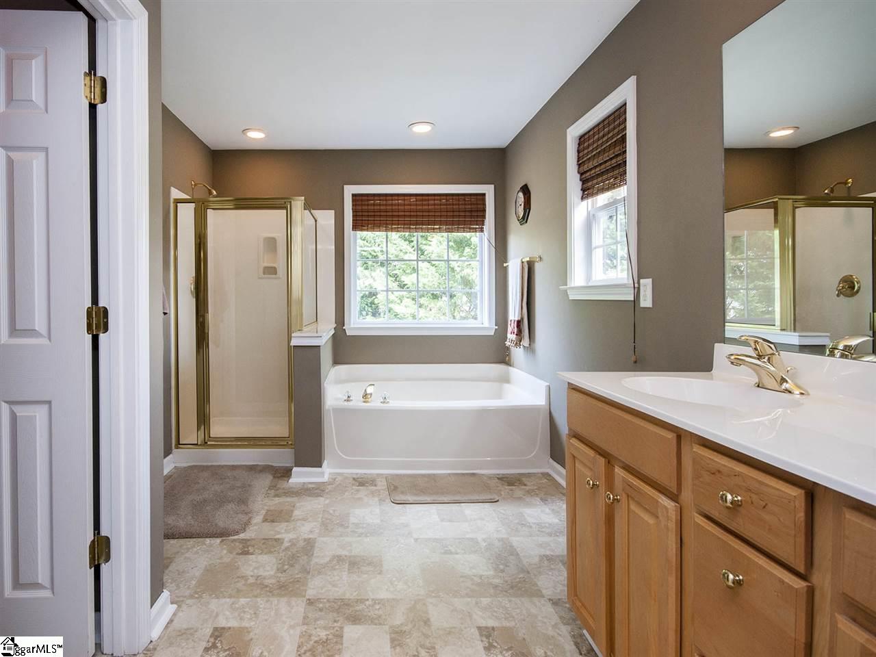102 Timber Trace Way Easley, SC 29642 - Photo 24 of 35 Gallery Image 24