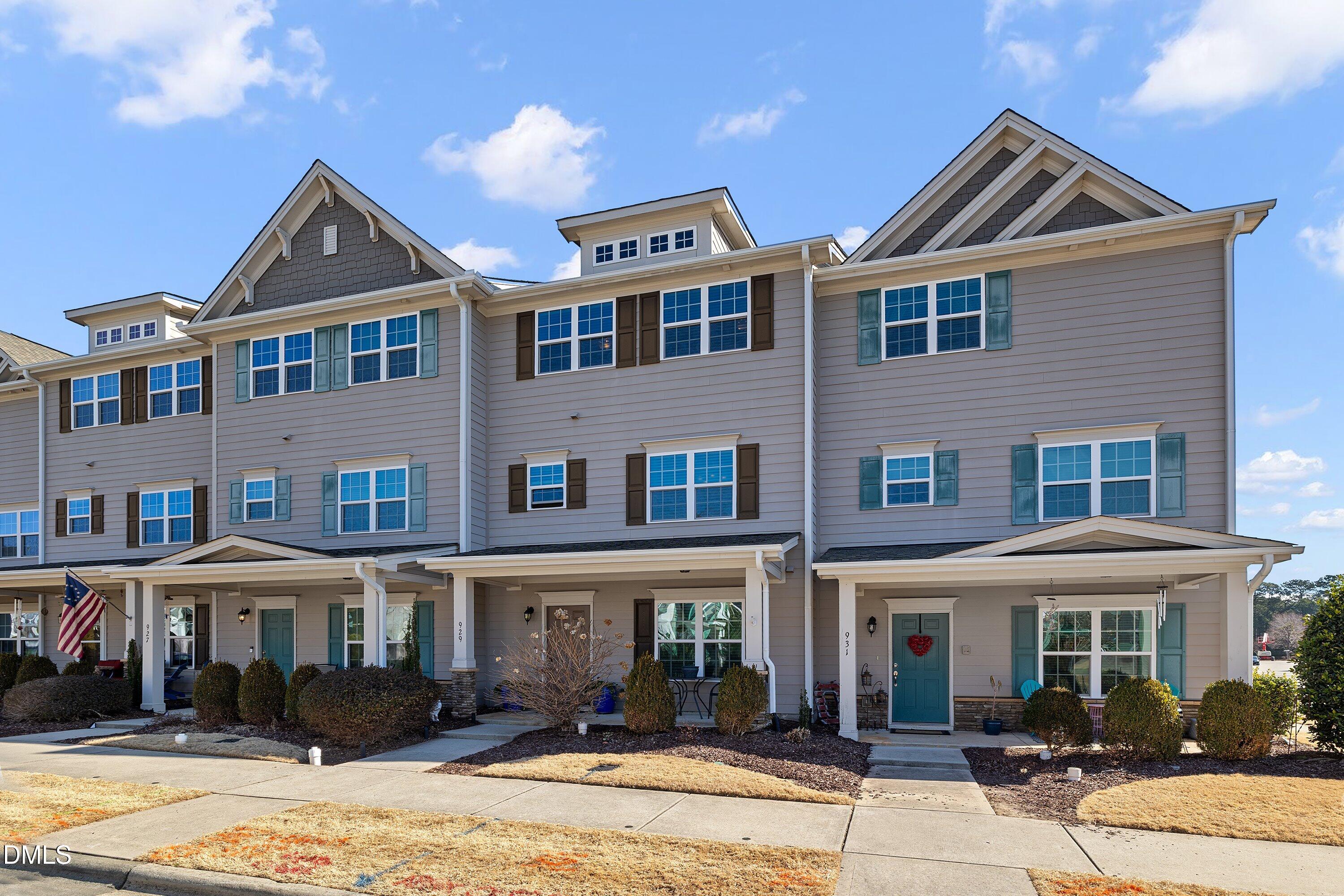 929 Shoofly Path Apex, NC 27502 - Photo 2 of 49 02-929 Shoofly _7982