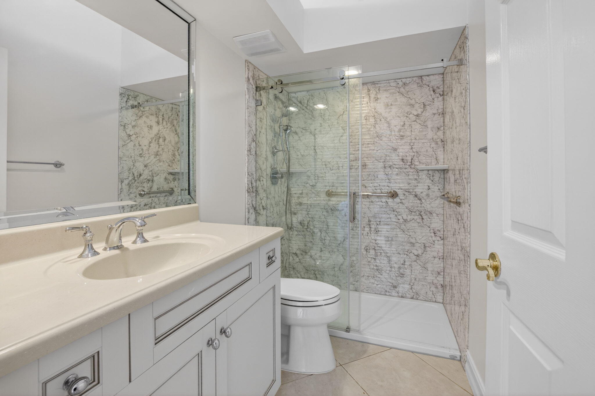 17173 Balboa Point Way Boca Raton, FL 33487 - Photo 22 of 30 GUEST BATH