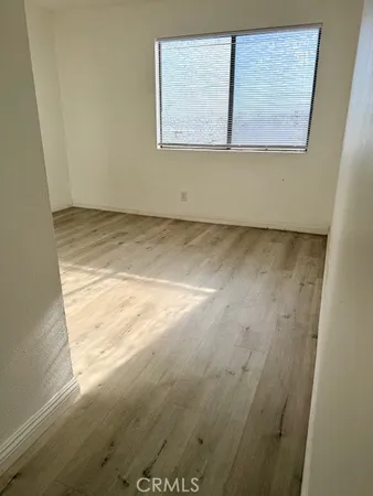 $2,690 | 1180 Crenshaw Boulevard, Unit 212, Los Angeles, CA 90019