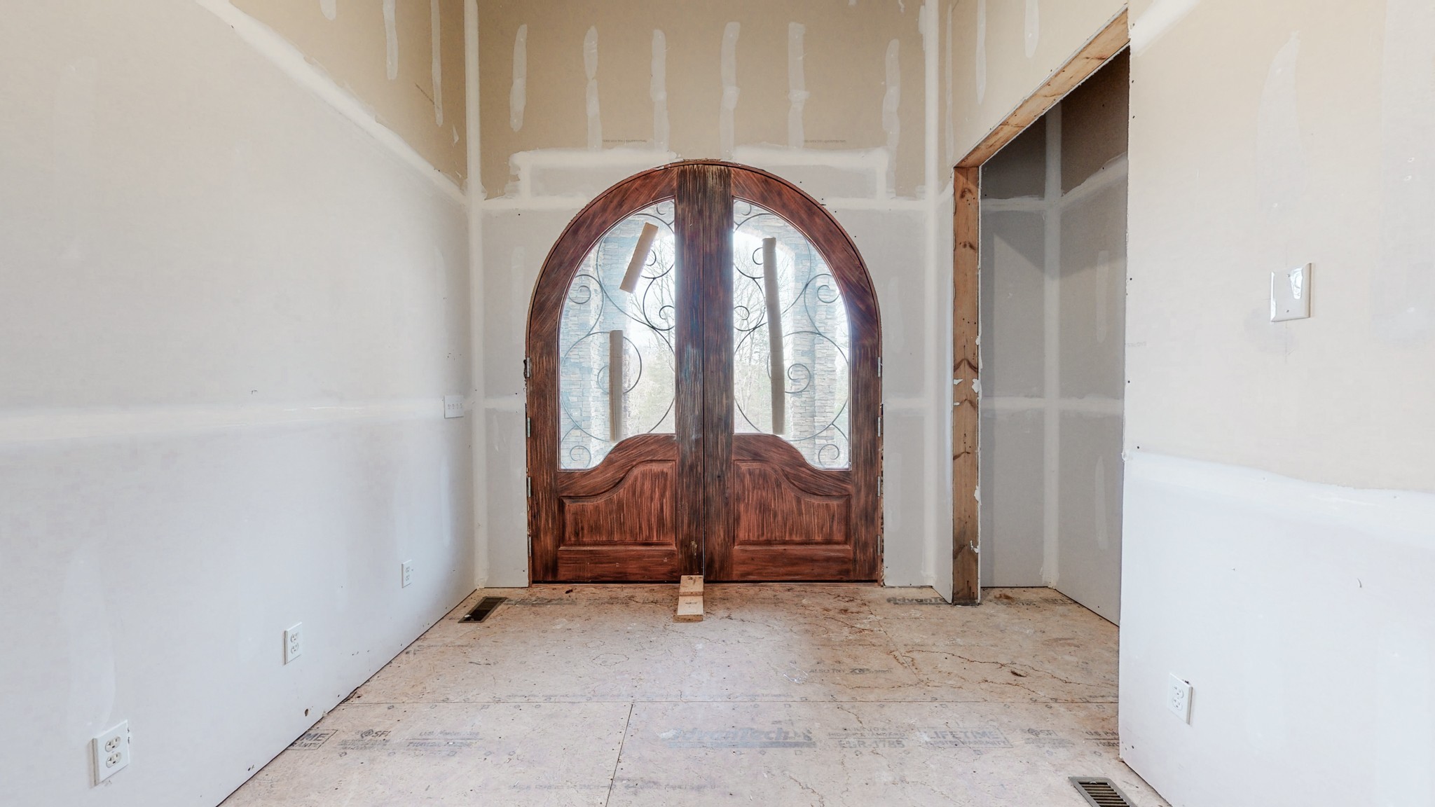453 Berea Church Road Lebanon, TN 37087 - Photo 13 of 43 a view of entryway with a front door