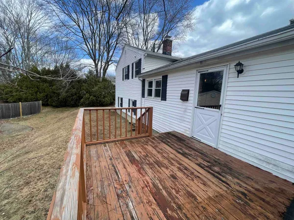 $3,000 | 10 Larry Lane, Portsmouth, NH 03801