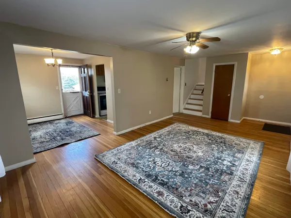 $3,000 | 10 Larry Lane, Portsmouth, NH 03801