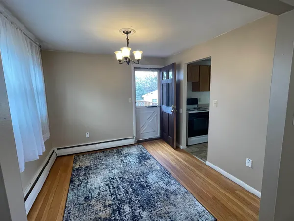 $3,000 | 10 Larry Lane, Portsmouth, NH 03801