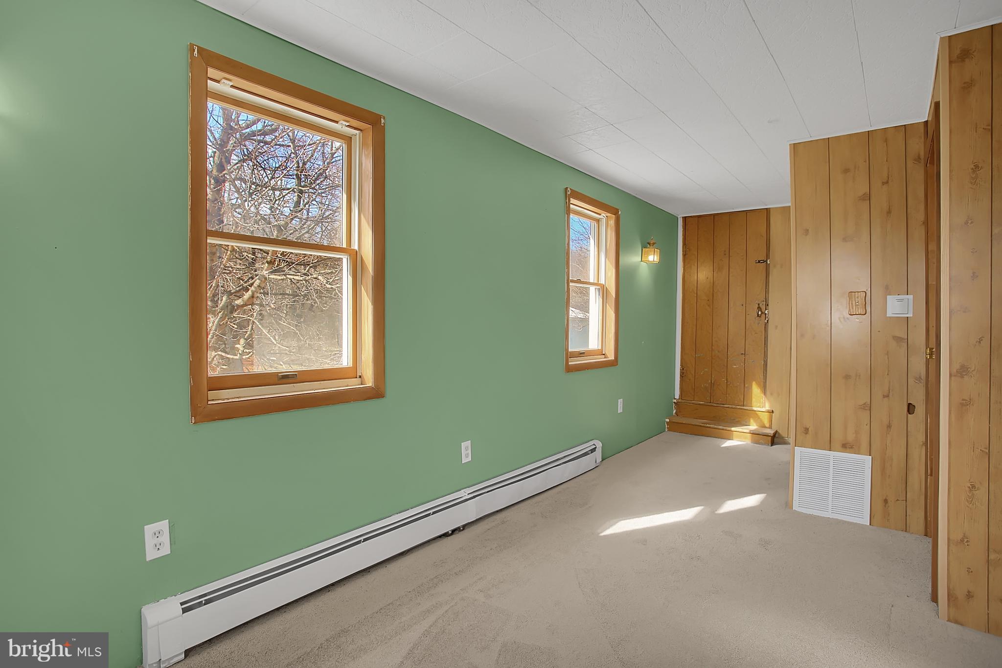 42 Old York Road Wellsville, PA 17365 - Photo 11 of 38