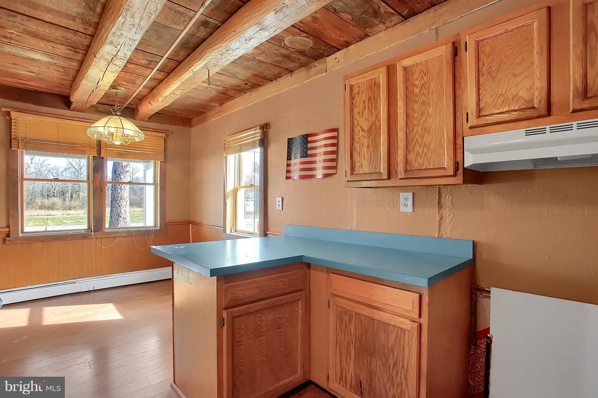 42 Old York Road Wellsville, PA 17365 - Photo 8 of 38