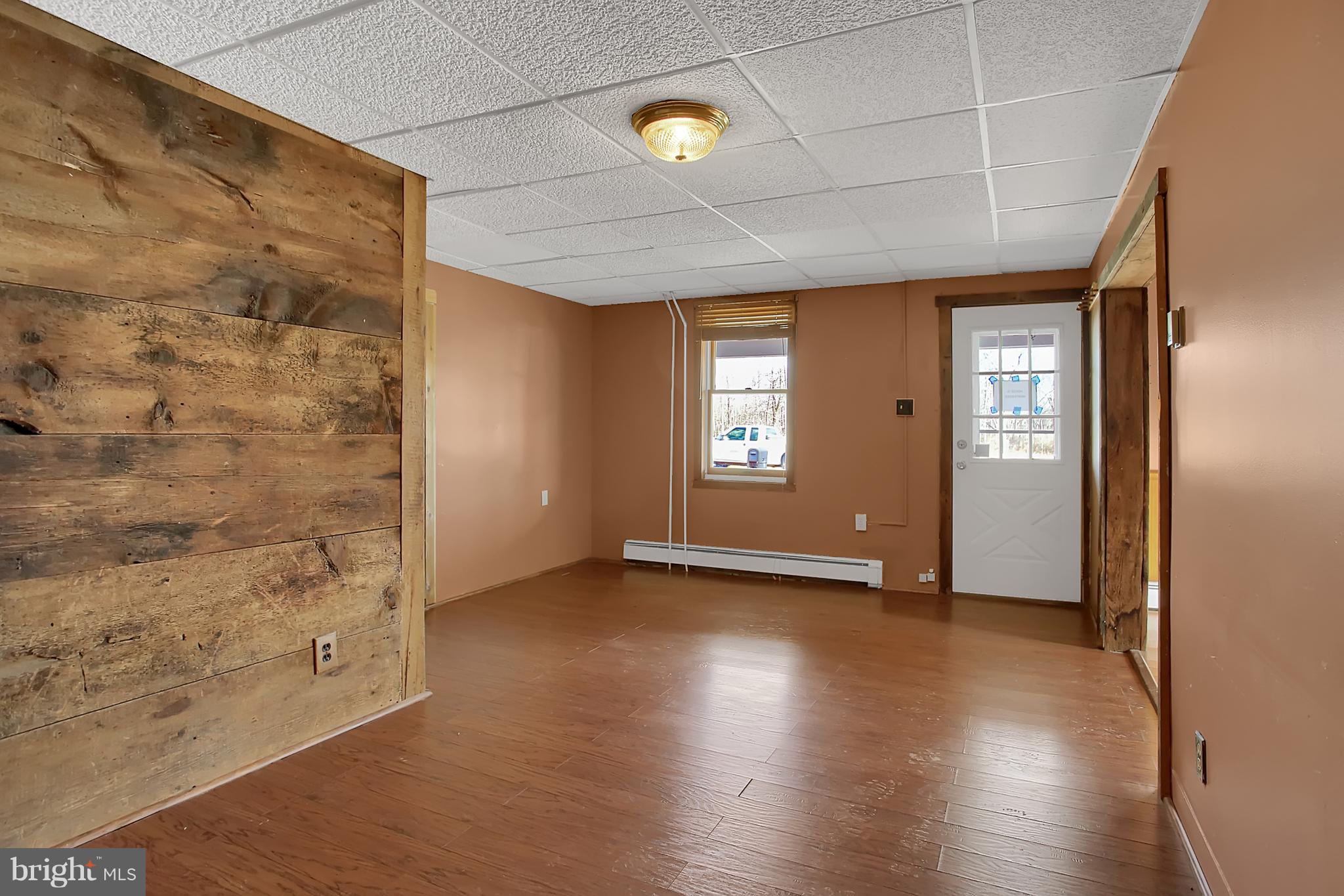 42 Old York Road Wellsville, PA 17365 - Photo 9 of 38