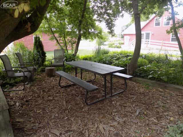 6243 Reid Road Swartz Creek, MI 48473 - Photo 93 of 98 21187519-93.JPG