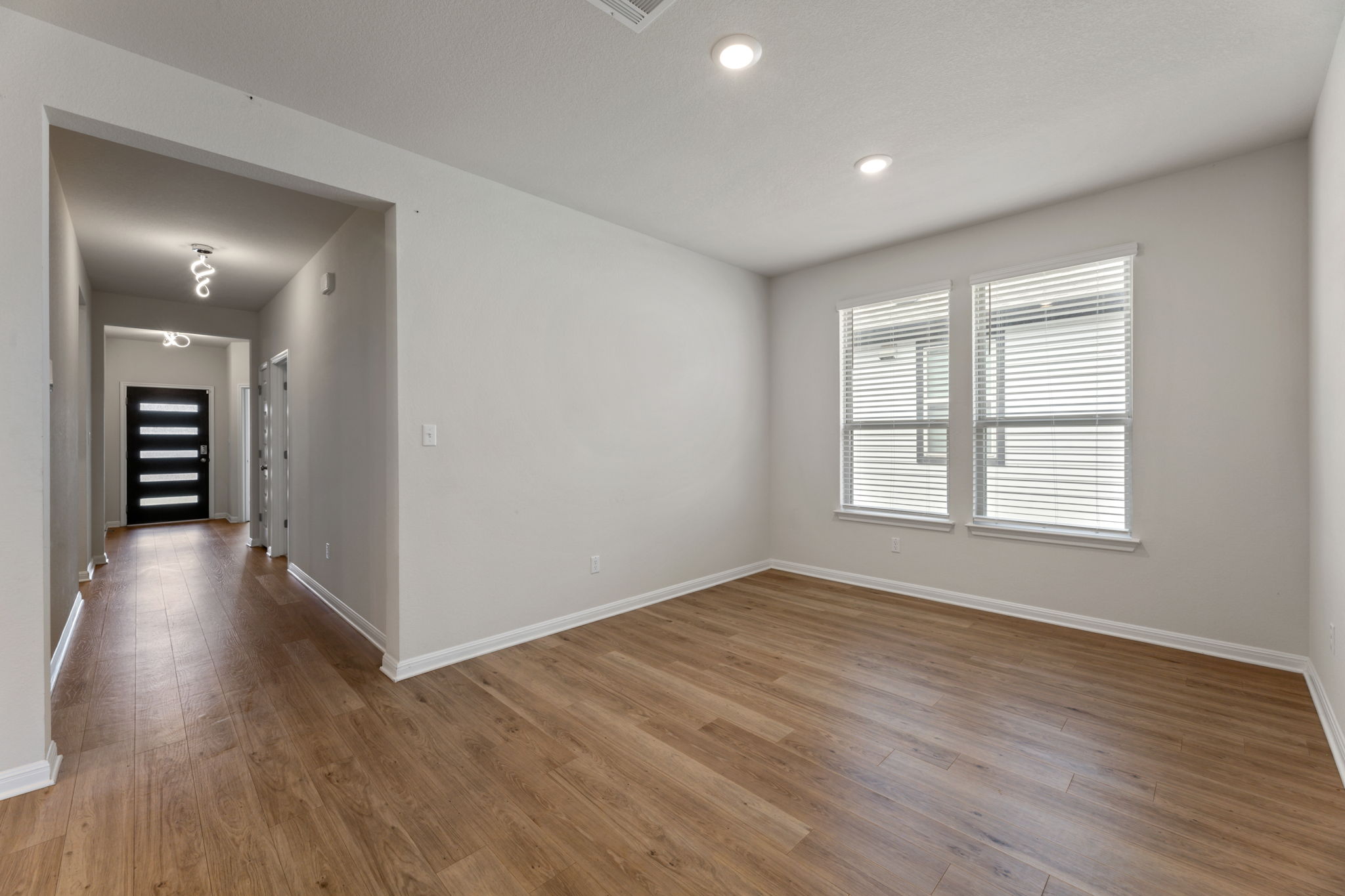 144 Gullivers Drive Elgin, TX 78621 - Photo 16 of 38