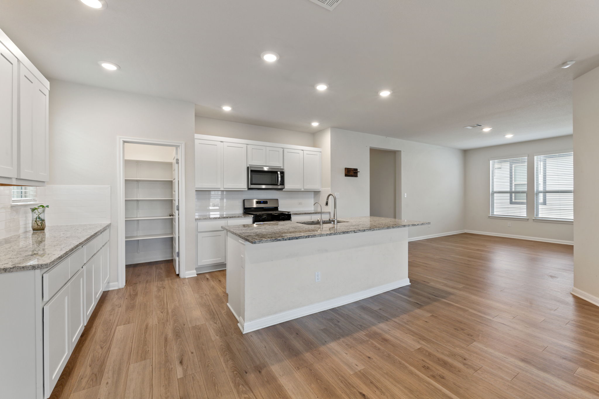 144 Gullivers Drive Elgin, TX 78621 - Photo 22 of 38