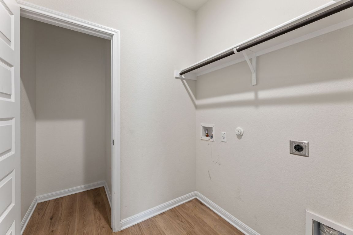 144 Gullivers Drive Elgin, TX 78621 - Photo 10 of 38