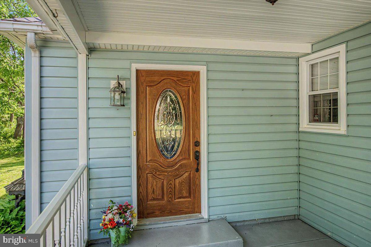 1010 Red Lion Road New Castle, DE 19720 - Photo 21 of 45 a front view of a house with entryway